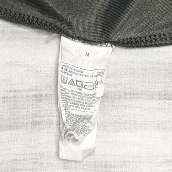 Old Navy Active Long Sleeve Medium Top Camo - Picture 7 of 7